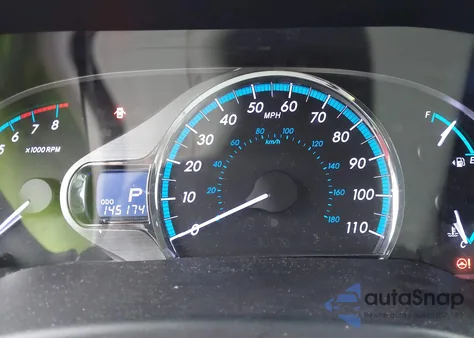 2014 Toyota Sienna Xle V6 8 Passenger from USA, damaged, VIN 5TDYK3DC2ES514715